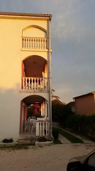 Apartamento Apartmani Andelo, Tommy, Leon Bibinje Croácia